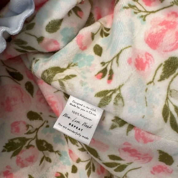 SweetHoney Girls Swim Coverup Hooded Floral Pastels Size 6 NWOT! - Picture 4 of 8